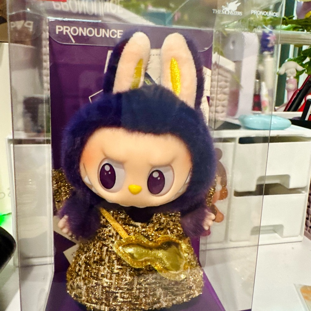 AUTHENTIC Labubu monster Pop Mart Wings Of Fortune